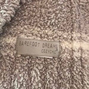 Barefoot Dreams Cozy Chic throw